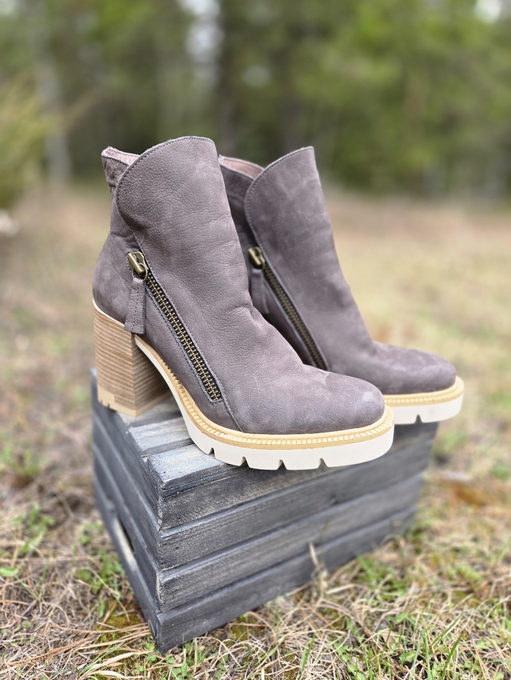 Bueno NUBUCK Leather Ankle Boots/size 40